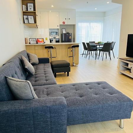 Central Modern 3-Bedroom,3- Bathroom House With Patio And Carpark- Lower Hutt City Centre Exteriér fotografie