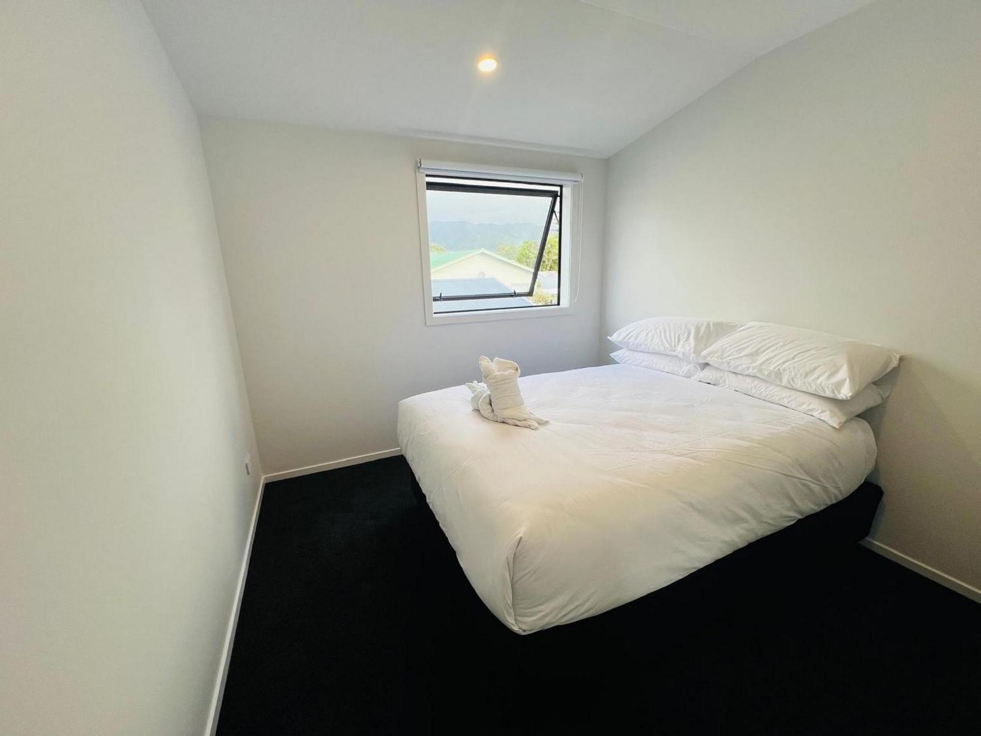 Central Modern 3-Bedroom,3- Bathroom House With Patio And Carpark- Lower Hutt City Centre Exteriér fotografie