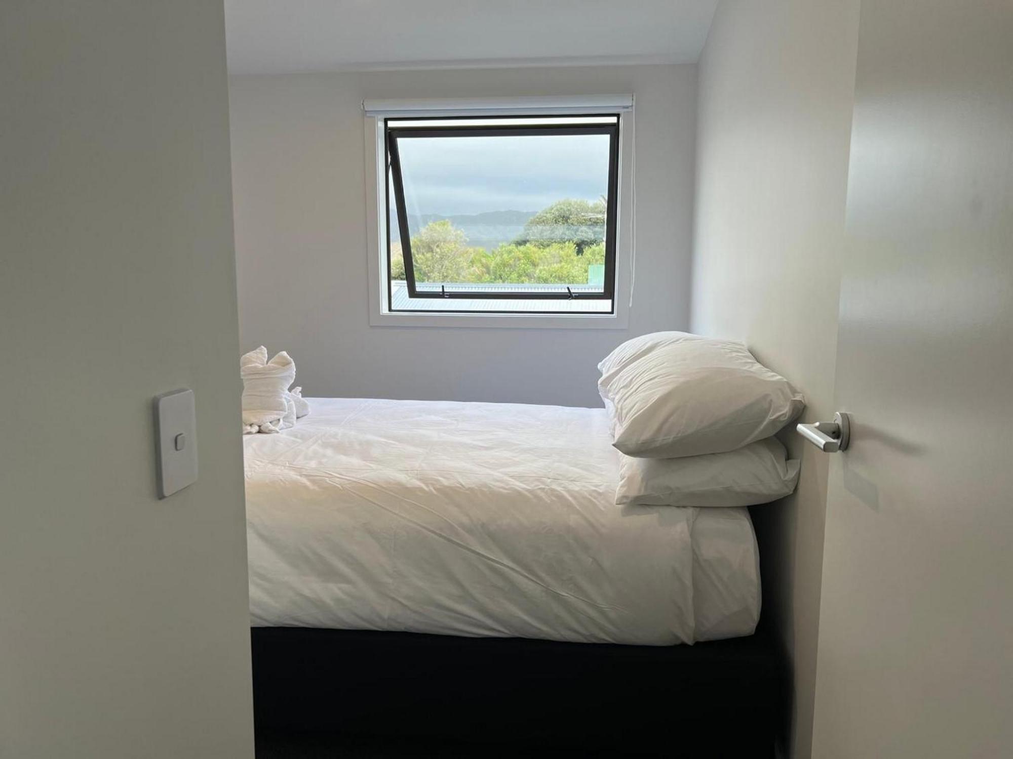 Central Modern 3-Bedroom,3- Bathroom House With Patio And Carpark- Lower Hutt City Centre Exteriér fotografie