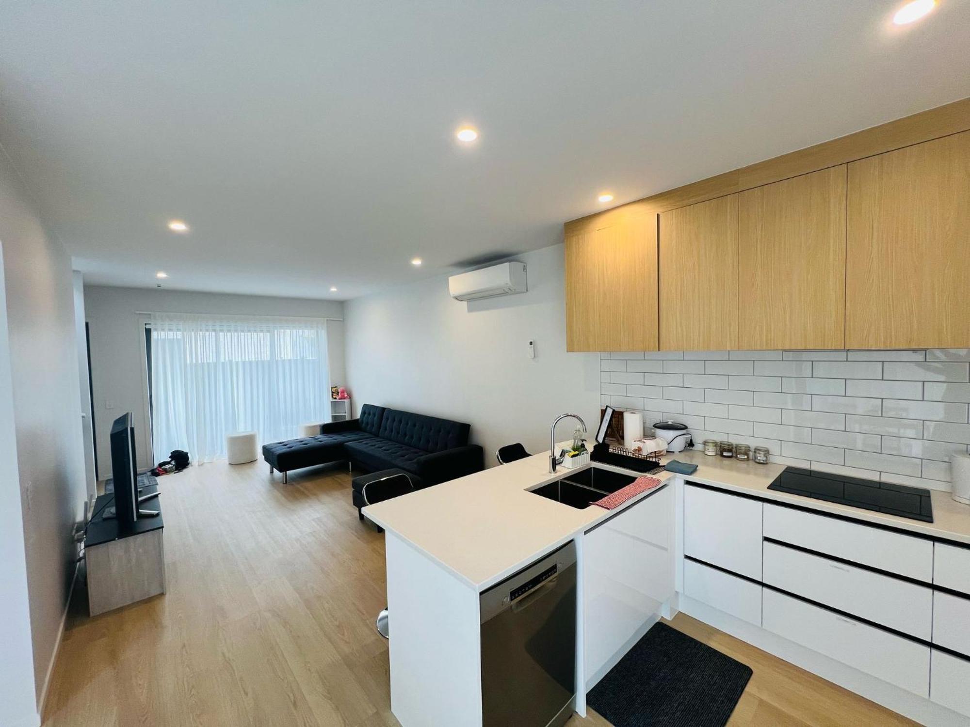 Central Modern 3-Bedroom,3- Bathroom House With Patio And Carpark- Lower Hutt City Centre Exteriér fotografie