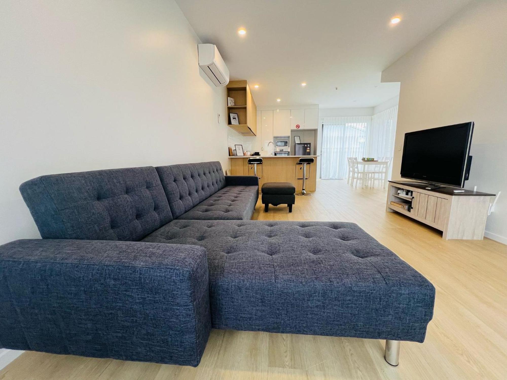 Central Modern 3-Bedroom,3- Bathroom House With Patio And Carpark- Lower Hutt City Centre Exteriér fotografie